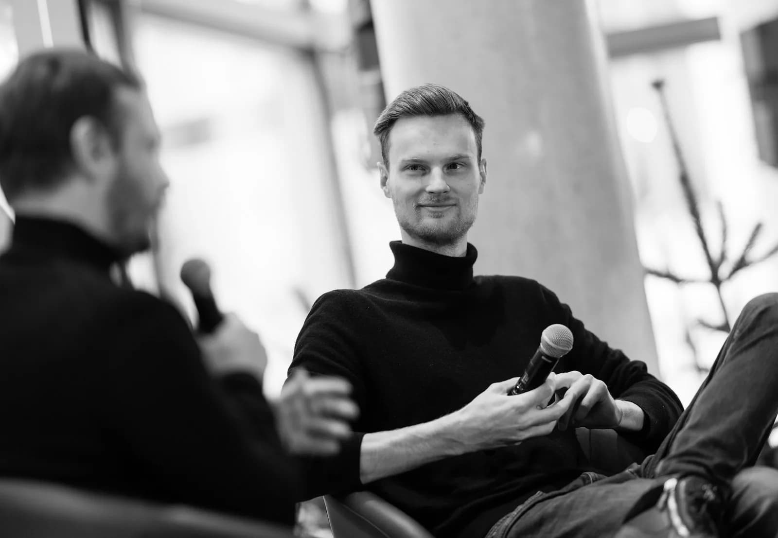 Tomas Vasiliauskas speaking at an event